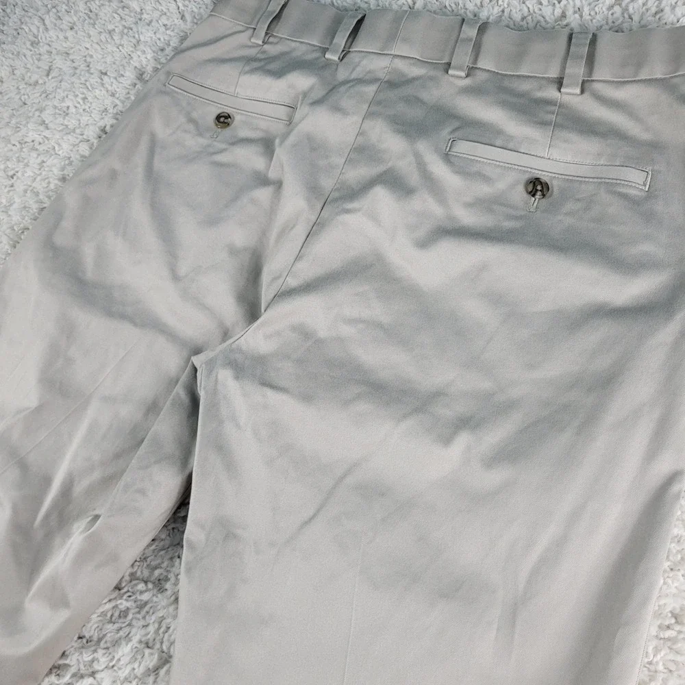 Brooks Brothers Clark Fit Pants 35x31 Beige Light Weight Advantage Chino Stretch